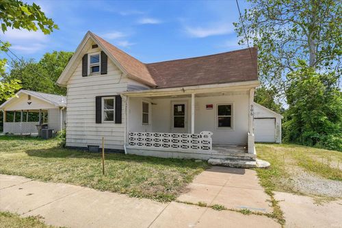 906 River Ave, Goshen, IN, 46528-2349 | Card Image