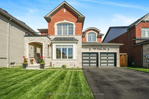 1709 Emberton Way, Innisfil, ON, L9S0N4 | Card Image