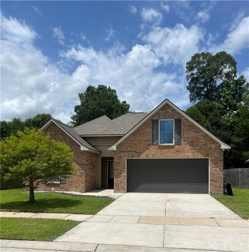 6337 Honey Locust Blvd, Zachary, LA, 70791-2913 | Card Image