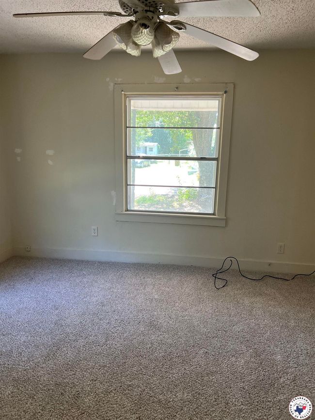 319 Crestview St, House other with 3 bedrooms, 1 bathrooms and null parking in Texarkana TX | Image 11