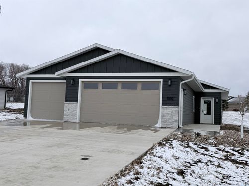 1002 S 6th Ave E, Rock Rapids, IA, 51246 | Card Image