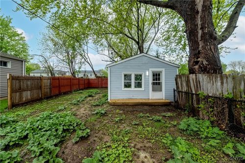 329 Fairmount Ave, Liverpool, NY, 13088-6405 | Card Image