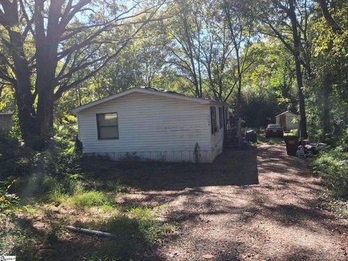 1124 Upper Valley Falls Road, Boiling Springs, SC, 29316 | Card Image