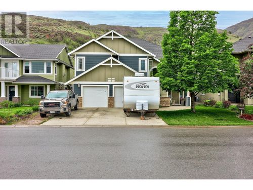 2085 Saddleback Dr, Kamloops, BC, V2B0B9 | Card Image