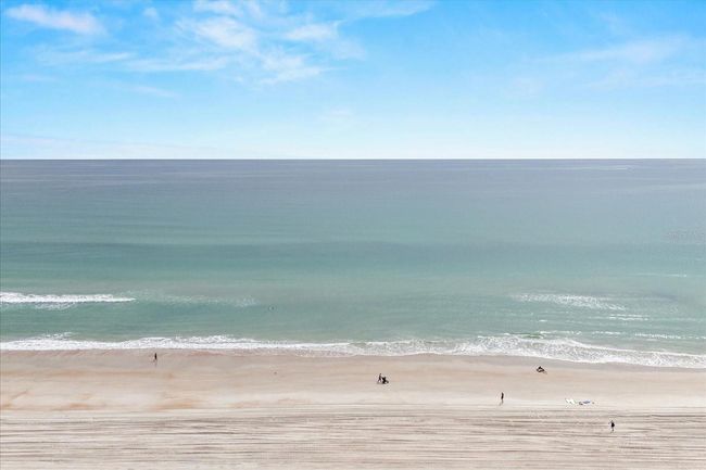 550+ Feet of Beachfront | Image 34