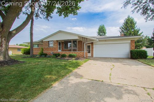 53342 Franklin Dr, Shelby Twp, MI, 48316-2418 | Card Image