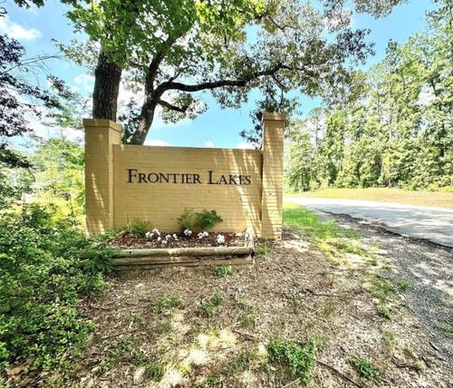 50 Frontier Road E, Willis, TX, 77378 | Card Image