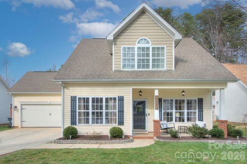 15819 Robins Way, Huntersville, NC, 28078-7454 | Card Image