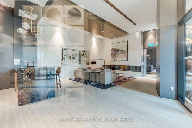 818 - 1 Edgewater Dr, Condo with 2 bedrooms, 3 bathrooms and null parking in Toronto ON | Image 39