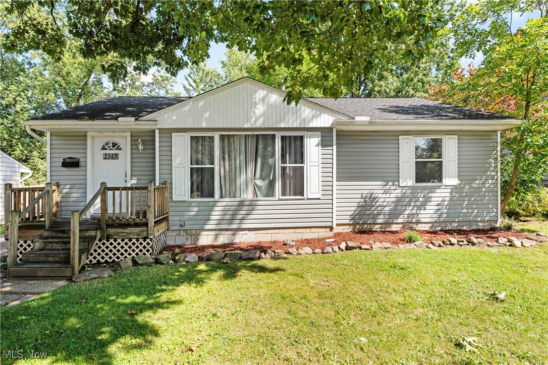 11th St, Cuyahoga Falls, OH 44221