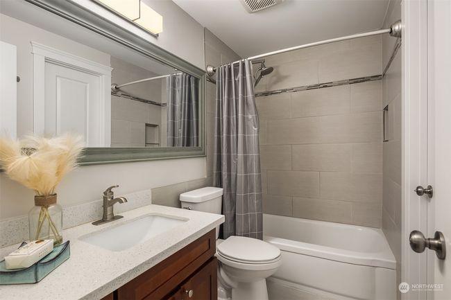 828 2 Nd Ave, House other with 3 bedrooms, 2 bathrooms and 1 parking in Kirkland WA | Image 19