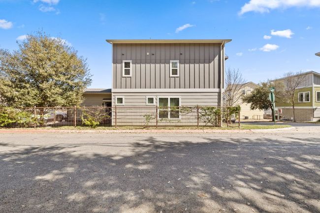 1900 Teagle Dr, Condo with 3 bedrooms, 3 bathrooms and 2 parking in Austin TX | Image 25
