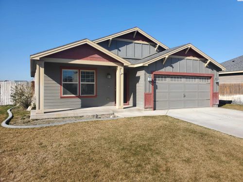 4112 Phoenix Ln, Pasco, WA, 99301-5815 | Card Image