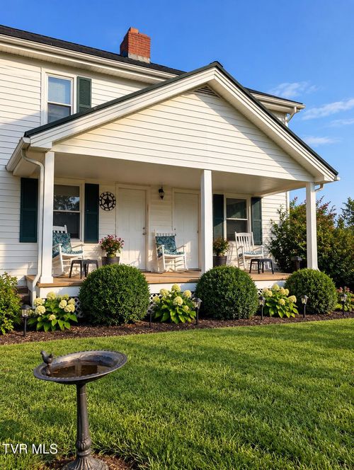 10540 107 Cutoff, Greeneville, TN, 37743-5393 | Card Image