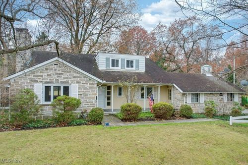 30750 Summit Ln, Pepper Pike, OH, 44124-5839 | Card Image