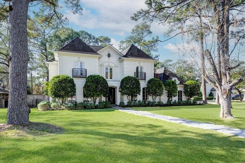 725 Blalock Rd, Hedwig Village, TX, 77024-2701 | Card Image