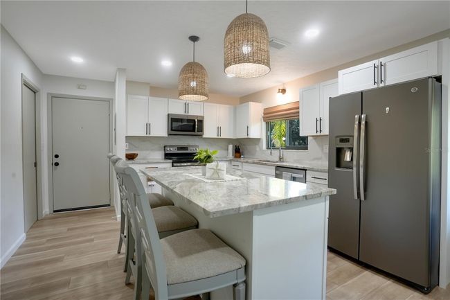 APT-301 - 3500 El Conquistador Pkwy, Condo with 2 bedrooms, 2 bathrooms and null parking in BRADENTON FL | Image 9