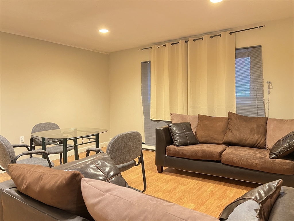 Residential Lease in Boston 3