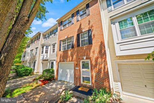 510 Sparkleberry Ter Ne, LEESBURG, VA, 20176-4052 | Card Image