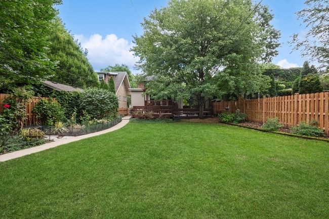 606 Barton Ave, House other with 4 bedrooms, 3 bathrooms and 2 parking in Evanston IL | Image 22