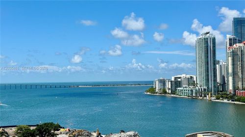 a1615-520 Brickell Key Dr, Miami, FL, 33131-2660 | Card Image