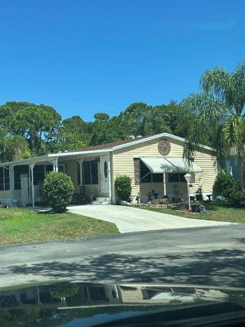 456 Tropical Isles Cir, Fort Pierce, FL, 34982-7934 | Card Image