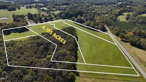 211 George Hudson Rd, Siler City, NC, 27344-9094 | Card Image