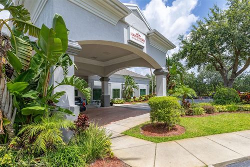 402-8303 Palm Pkwy, ORLANDO, FL, 32836-6438 | Card Image