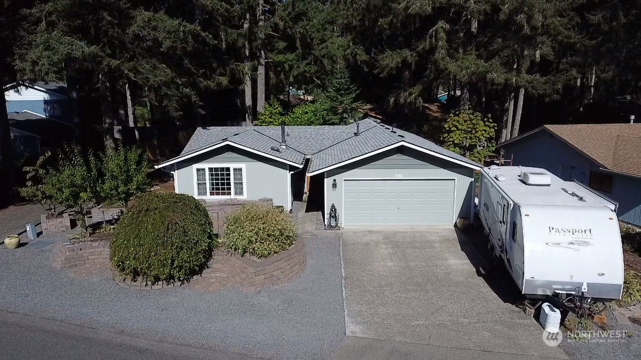 Lake Forest Dr, Lacey, WA 98503
