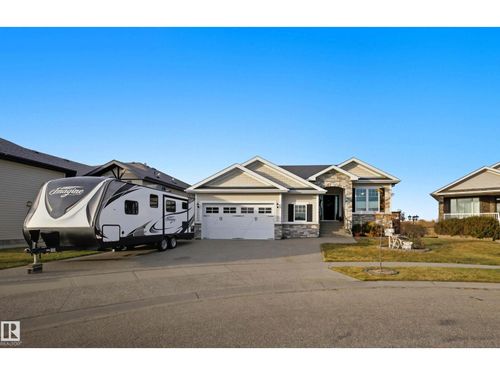 10504 103 Ave, Morinville, AB, T8R0E7 | Card Image