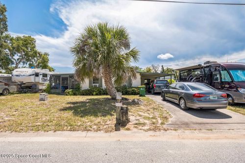 122 Vanguard Cir, Cocoa, FL, 32926-8751 | Card Image