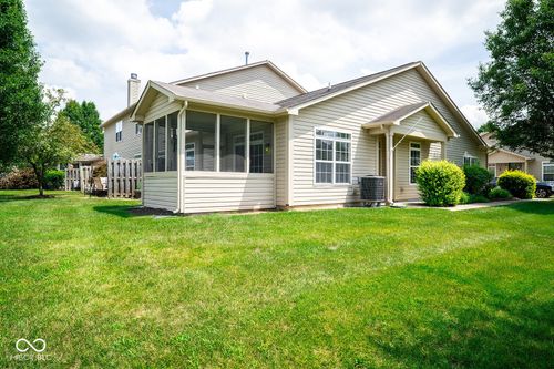 7226 Wyatt Ln, Indianapolis, IN, 46217-8791 | Card Image