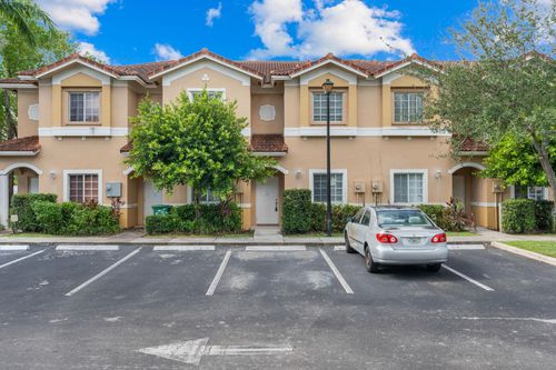8804 Riverside St, Tamarac, FL, 33321-4102 | Card Image