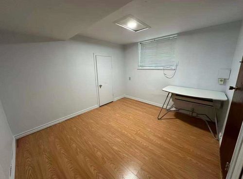 47xx Little St, Vancouver, BC, V5N | Card Image