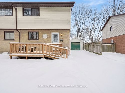 55 Mohegan Cres, London, ON, N5V2X7 | Card Image