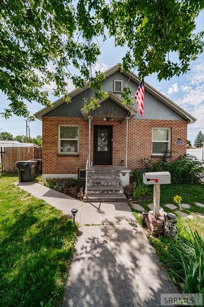 372 Gladstone Street, House other with 3 bedrooms, 2 bathrooms and null parking in Idaho Falls ID | Image 2