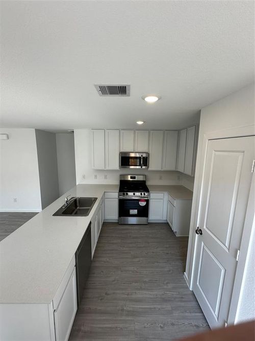 12043 Rockview Dr, Conroe, TX, 77306 | Card Image