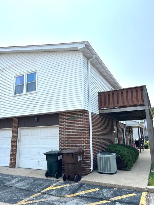 unit-d-19510 116th Ave, Mokena, IL, 60448-1837 | Card Image