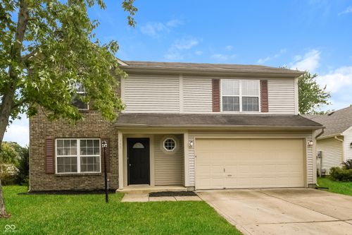 265 E Pine Ridge Dr, Westfield, IN, 46074-8901 | Card Image