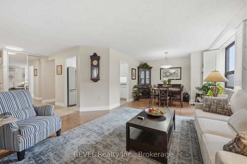 201-141 Church St, Saint Catharines, ON, L2R7L7 | Card Image