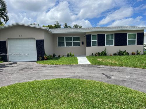 4241 Thomas St, Hollywood, FL, 33021-3562 | Card Image