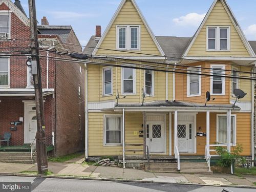 322 Pine St, STEELTON, PA, 17113-2349 | Card Image