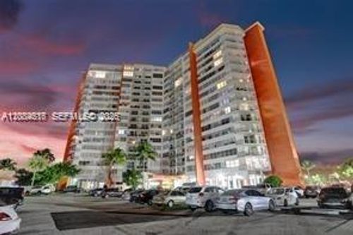 302e-1351 Ne Miami Gardens Dr, Miami, FL, 33179-4793 | Card Image