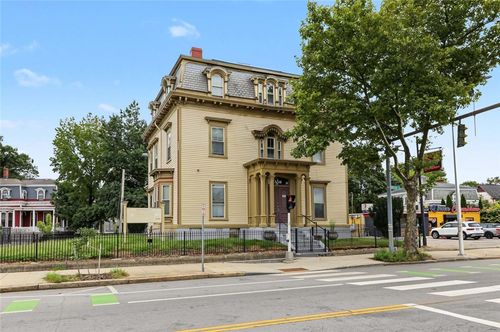3-550 Broad St, Providence, RI, 02907-1445 | Card Image