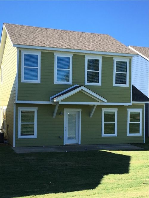 1665 N Izard Ln, Fayetteville, AR, 72704-7135 | Card Image