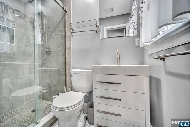144 Caroline Rd, House other with 4 bedrooms, 3 bathrooms and null parking in Paramus NJ | Image 20