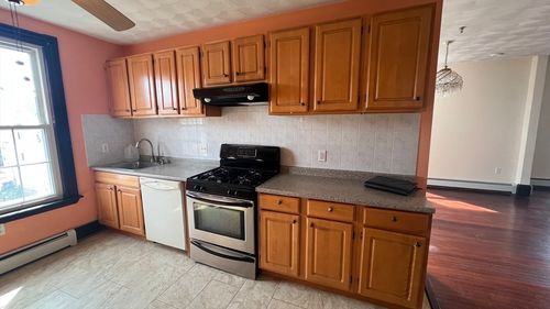 3-15 Locust St, Everett, MA, 02149-1202 | Card Image