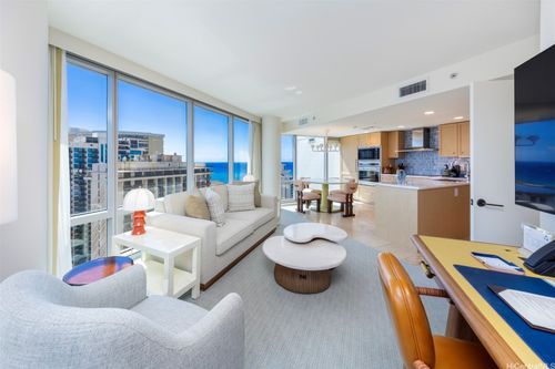 2202-223 Saratoga Rd, Honolulu, HI, 96815-1942 | Card Image