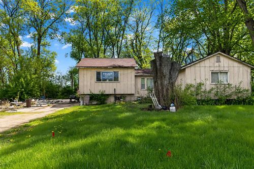 1622 Chicago St, Dixon, IL, 61021-9658 | Card Image