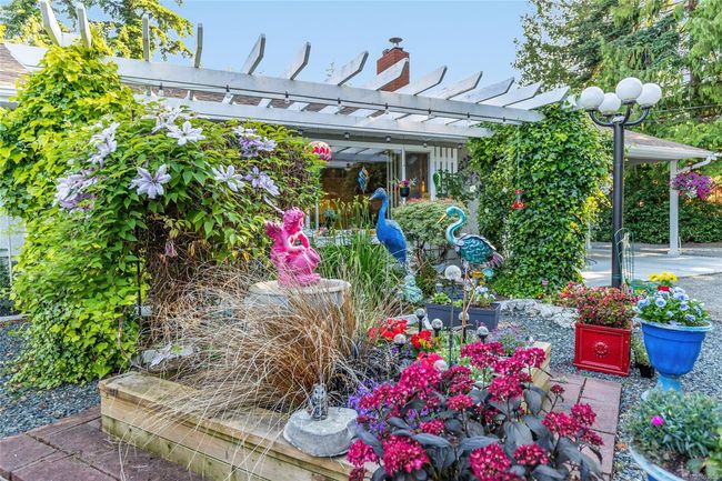 1226 Centre Rd, House other with 4 bedrooms, 2 bathrooms and 5 parking in Qualicum Beach BC | Image 21